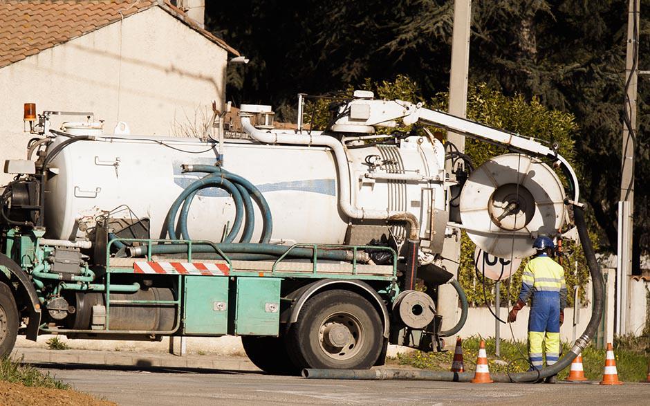 prix pour déboucher canalisation Courtry
